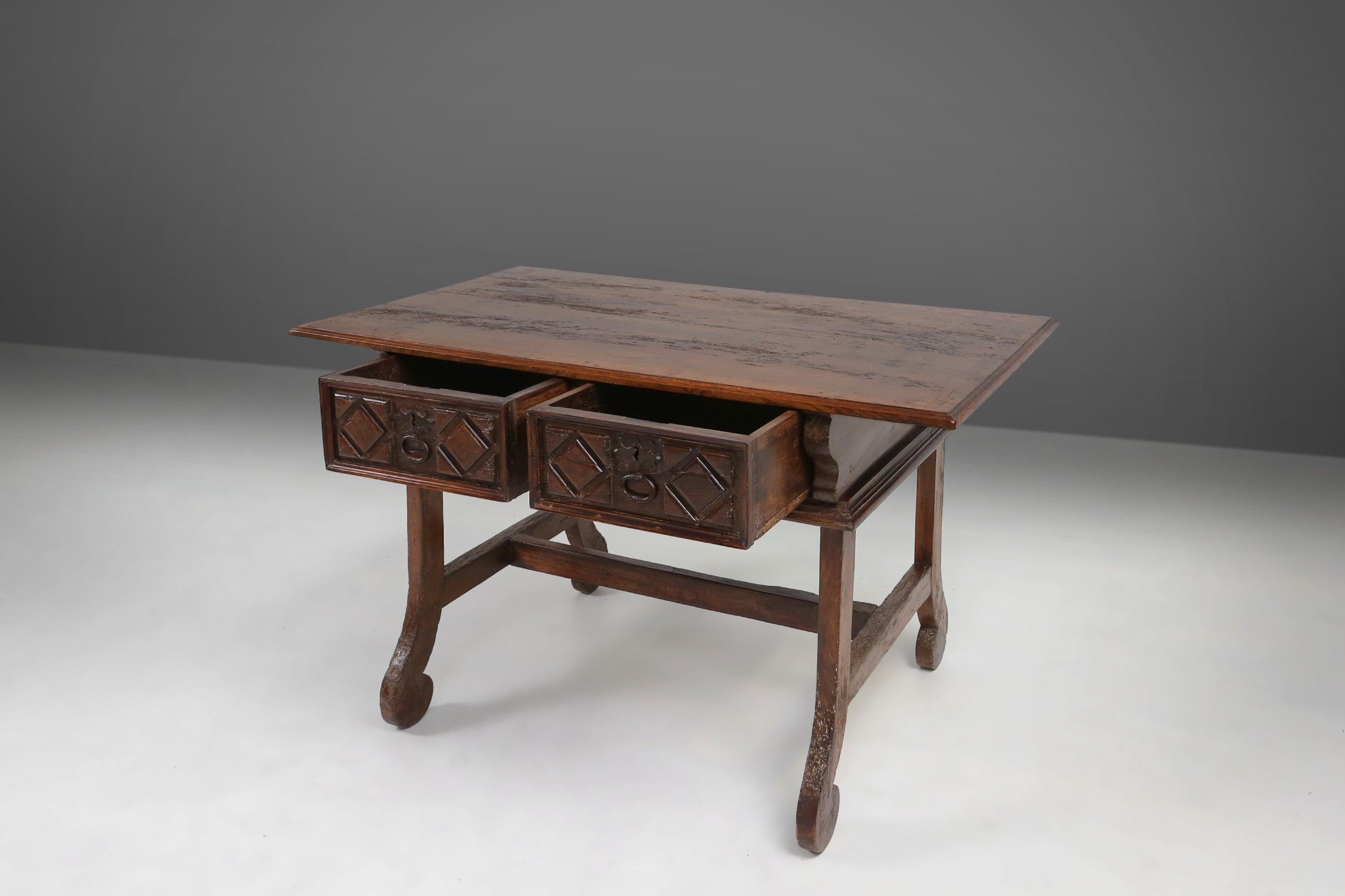 Antique carved Oak Spanish Console Table with Drawers, 18th Centurythumbnail